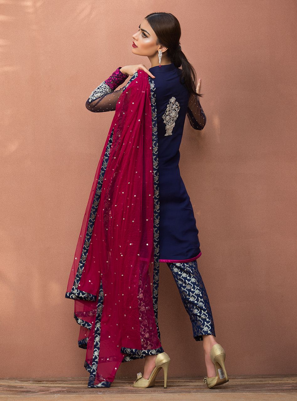 Zainab Chottani | Semi Formals | NAVY BLUE FLORAL DRESS - Pakistani Designer Dress - by Zainab Chottani | Type: Formal - 100% Original at Saira Sultan