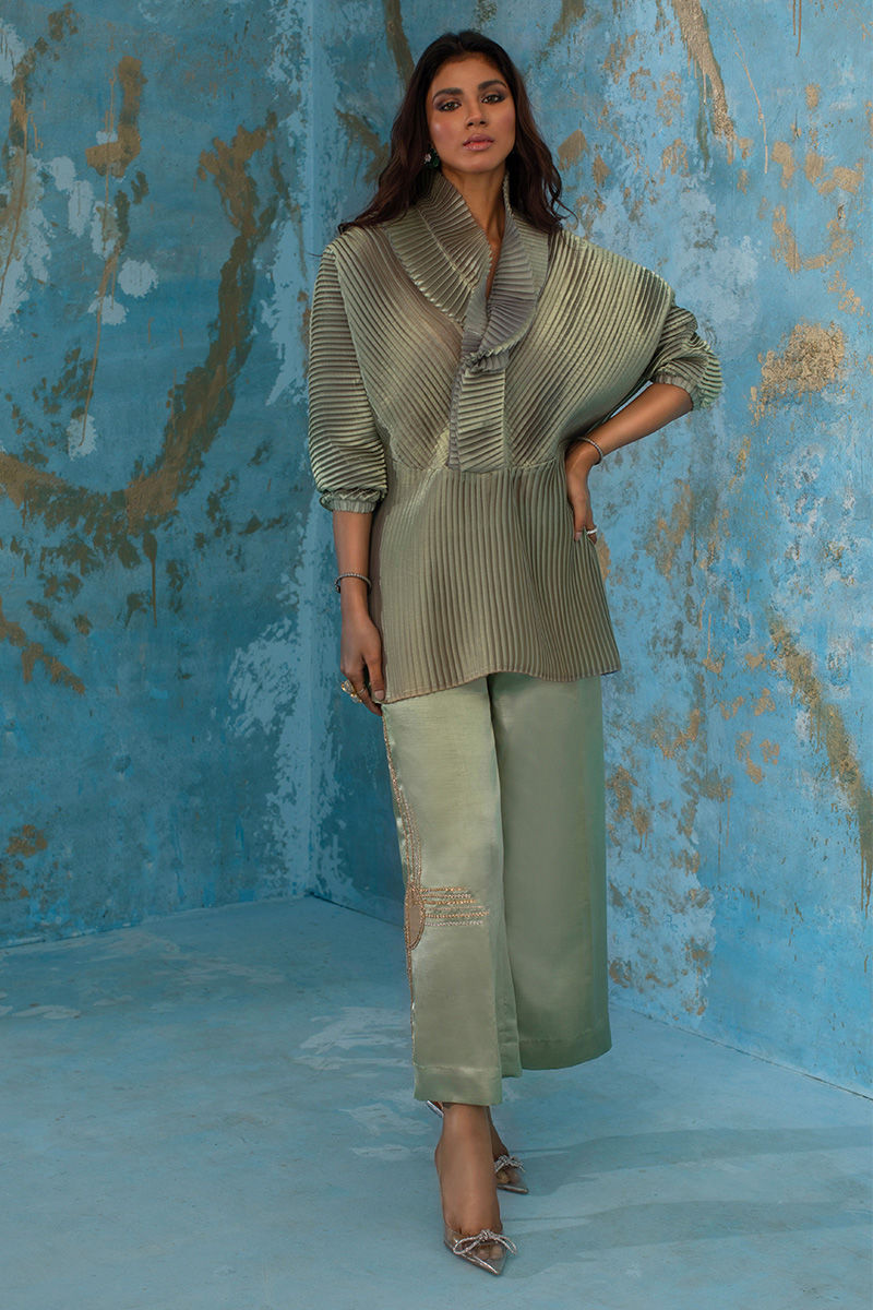 Wardha Saleem | Luxury Pret Fusion Wear | LUNA XS Olive Green Female