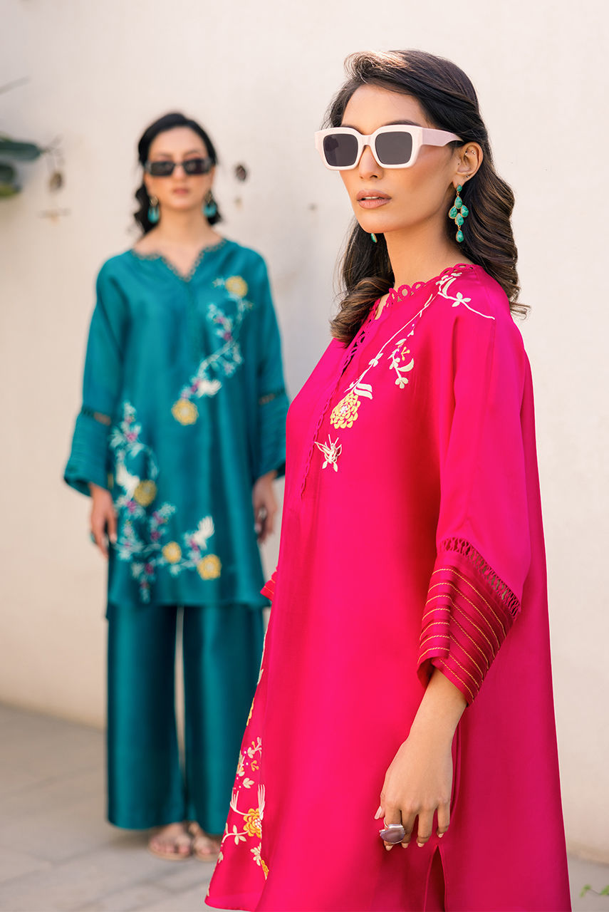Deepak Perwani | Eid Edit 25 | Kut320 XL Teal Sheesha Silk