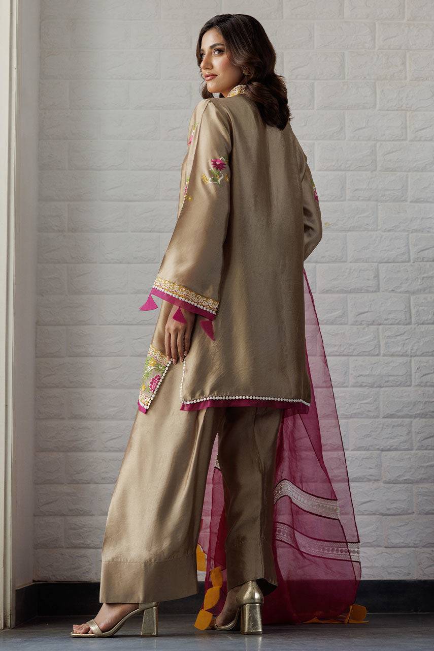 Deepak Perwani | Summer Festive 25 | Sophia - Pakistani Designer Dress - by Deepak Perwani | Type: Ladies Clothes - 100% Original at Saira Sultan