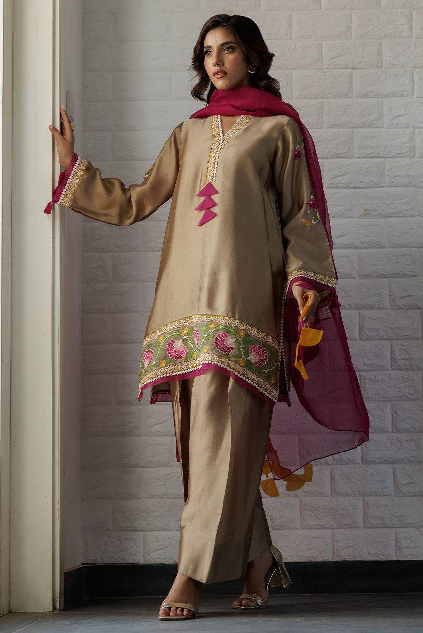 Deepak Perwani | Summer Festive 25 | Sophia - Pakistani Designer Dress - by Deepak Perwani | Type: Ladies Clothes - 100% Original at Saira Sultan
