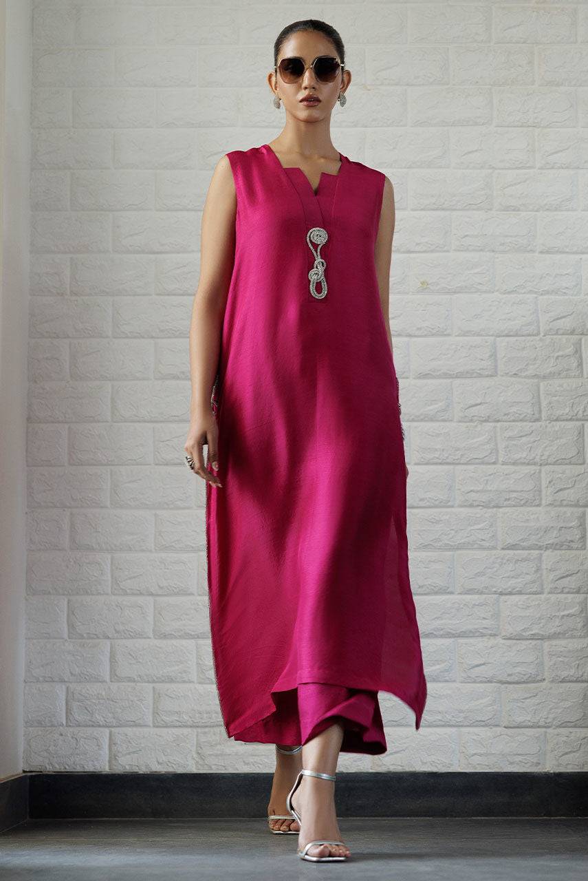 Deepak Perwani | Summer Festive 25 | Berry - Pakistani Designer Dress - by Deepak Perwani | Type: Ladies Clothes - 100% Original at Saira Sultan