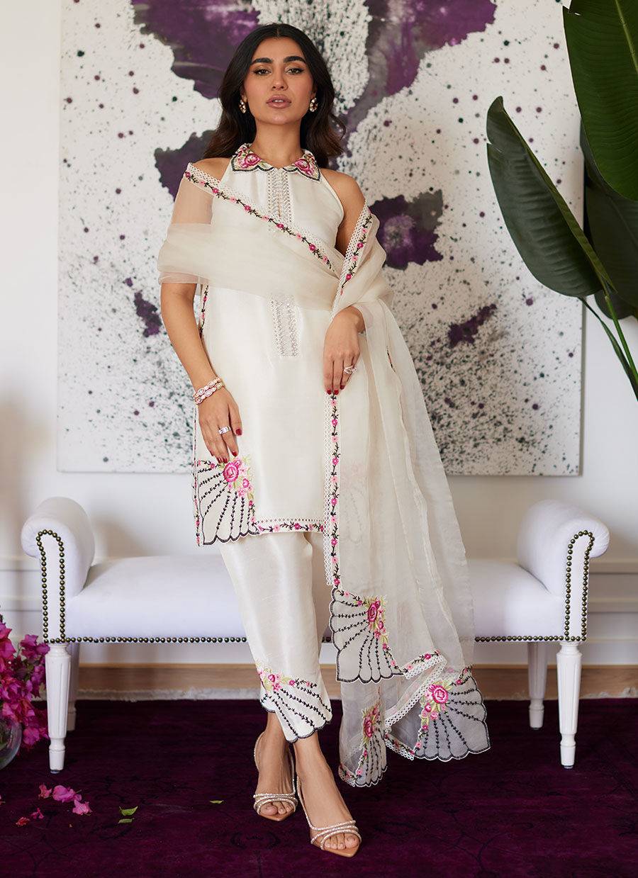 Farah Talib Aziz | Luna Eid Collection 24 | GENEVIVE PEARL WHITE - Pakistani Designer Dress - by Farah Talib Aziz | Type: Luxury - 100% Original at Saira Sultan