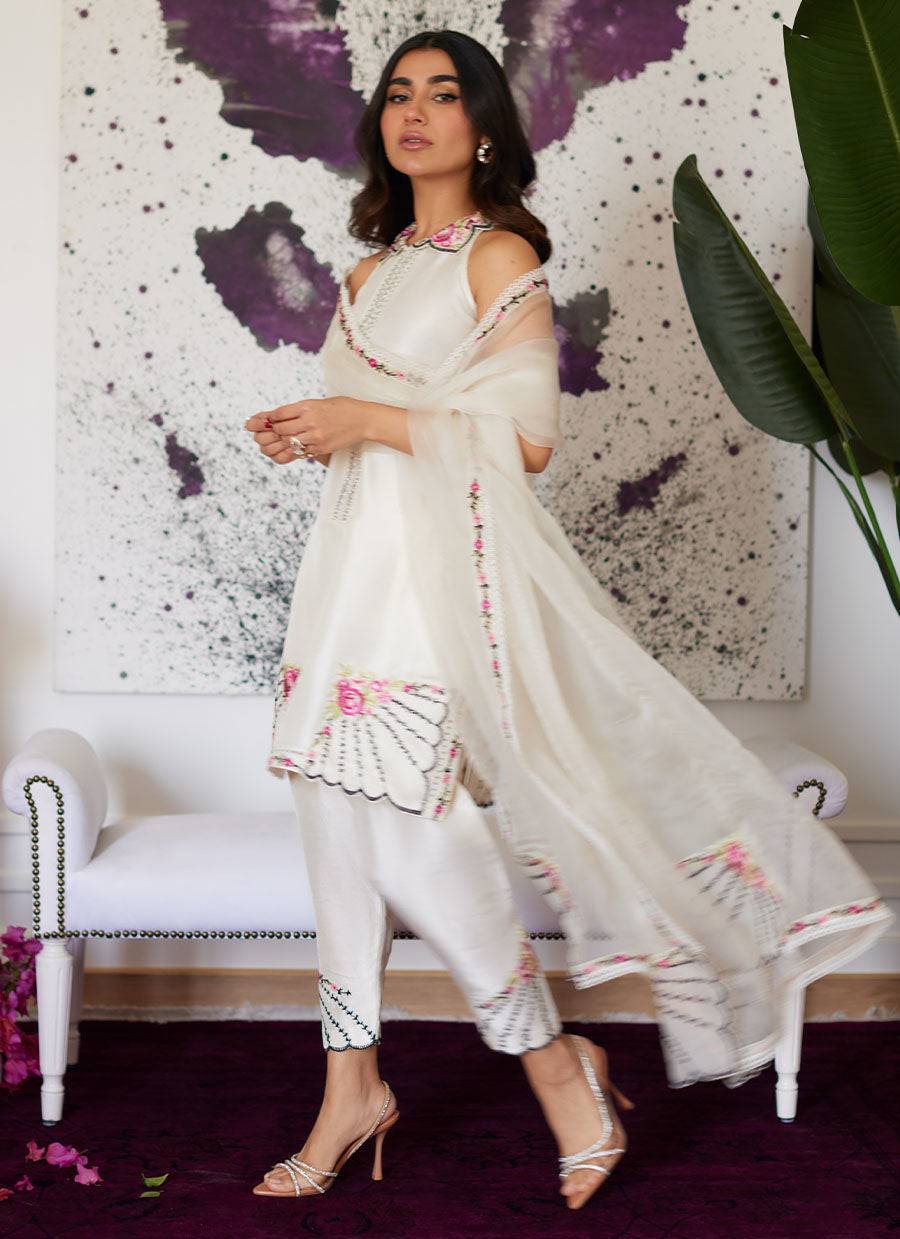 Farah Talib Aziz | Luna Eid Collection 24 | GENEVIVE PEARL WHITE - Pakistani Designer Dress - by Farah Talib Aziz | Type: Luxury - 100% Original at Saira Sultan