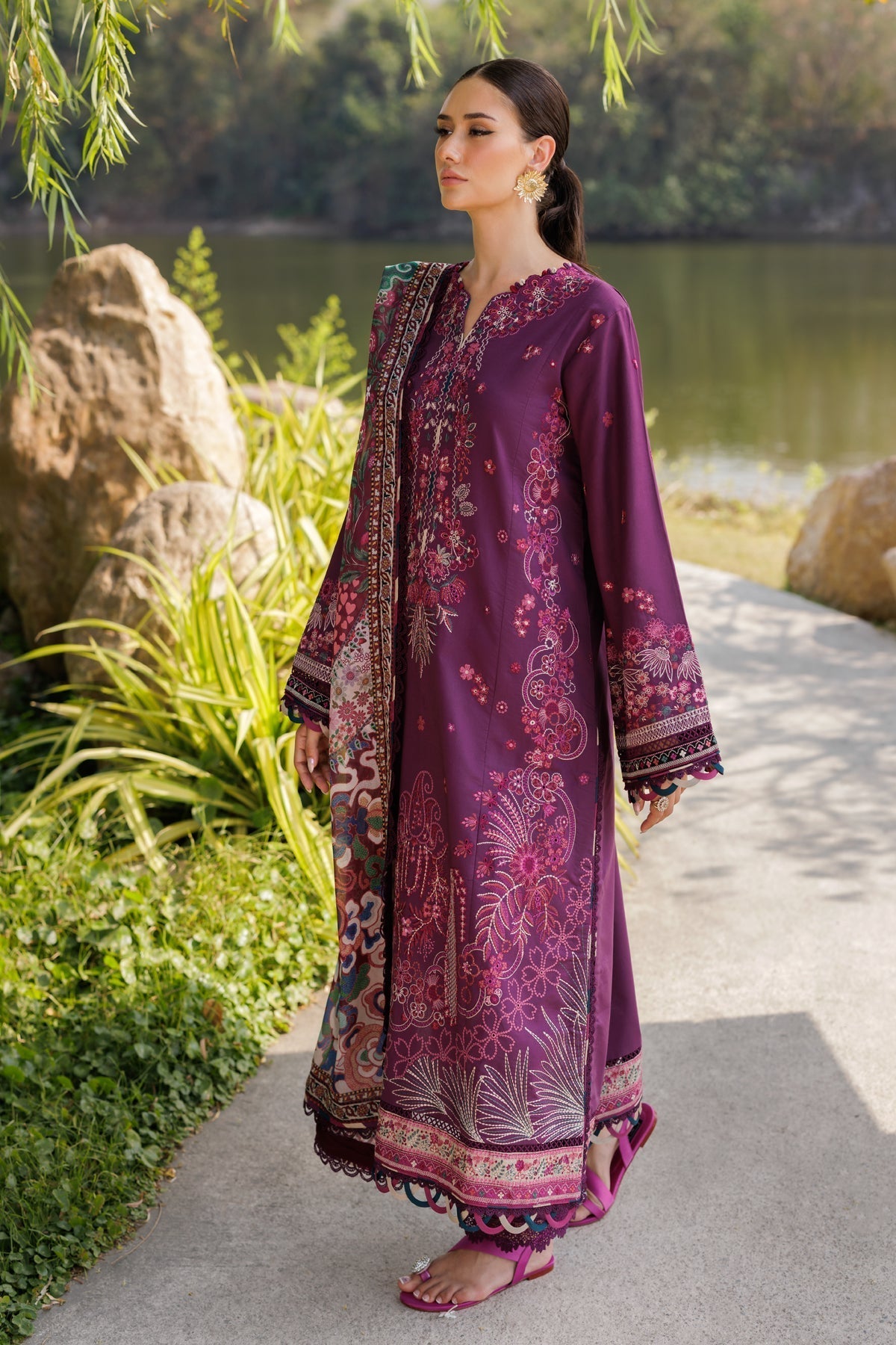 Xenia Formals | Luxury Lawn 25 | VIOLET S Plum Lawn