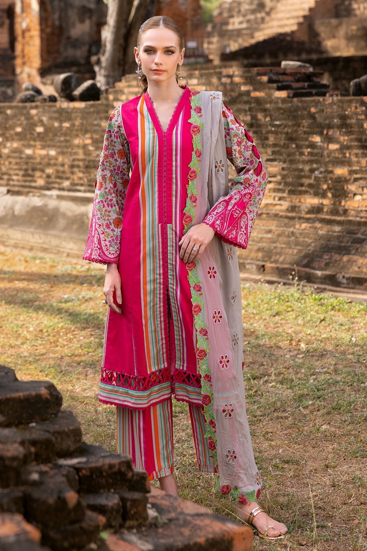 Charizma | Print Melody 25 | PM5-07 XS Fuchsia Pink Lawn