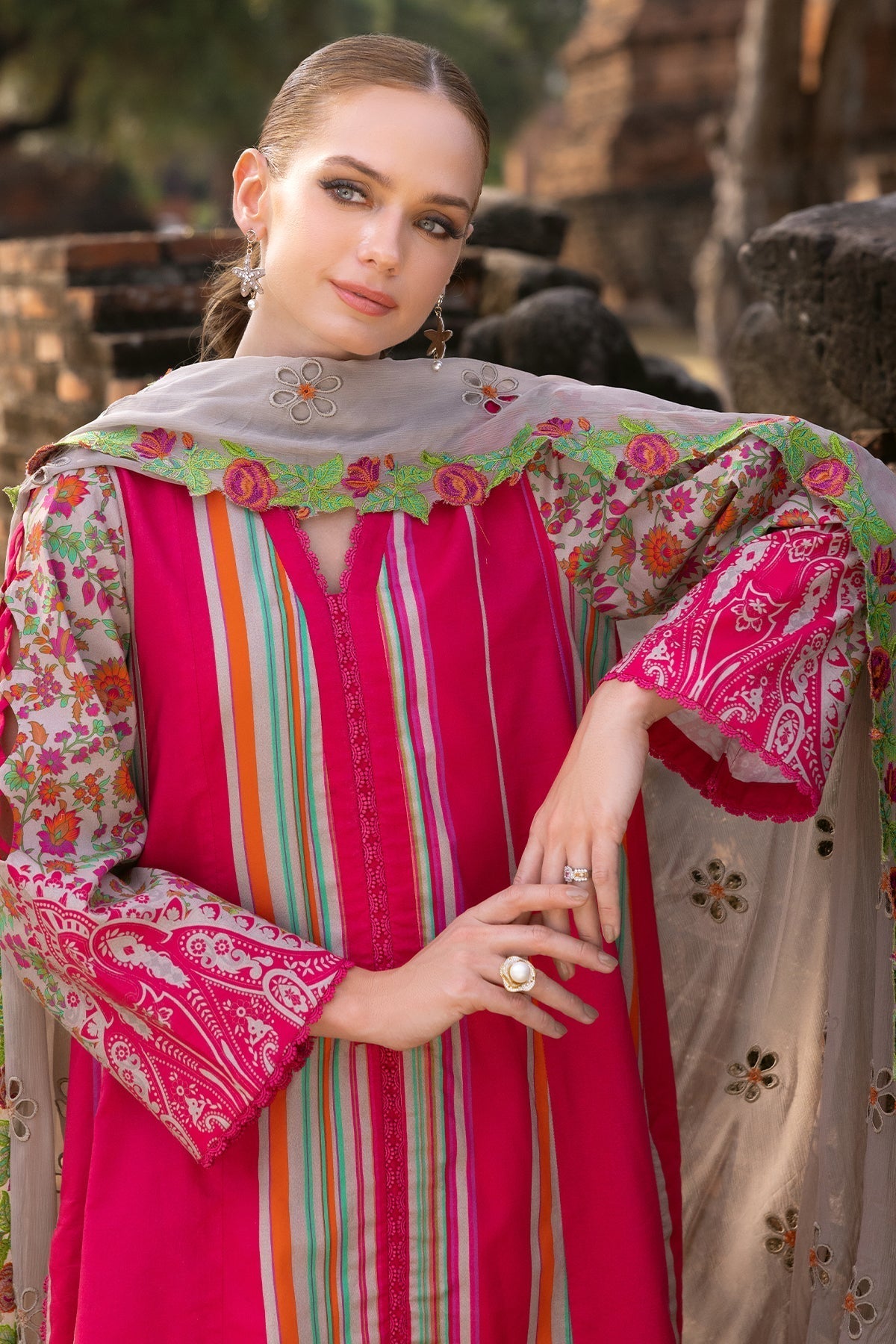 Charizma | Print Melody 25 | PM5-07 M Fuchsia Pink Lawn