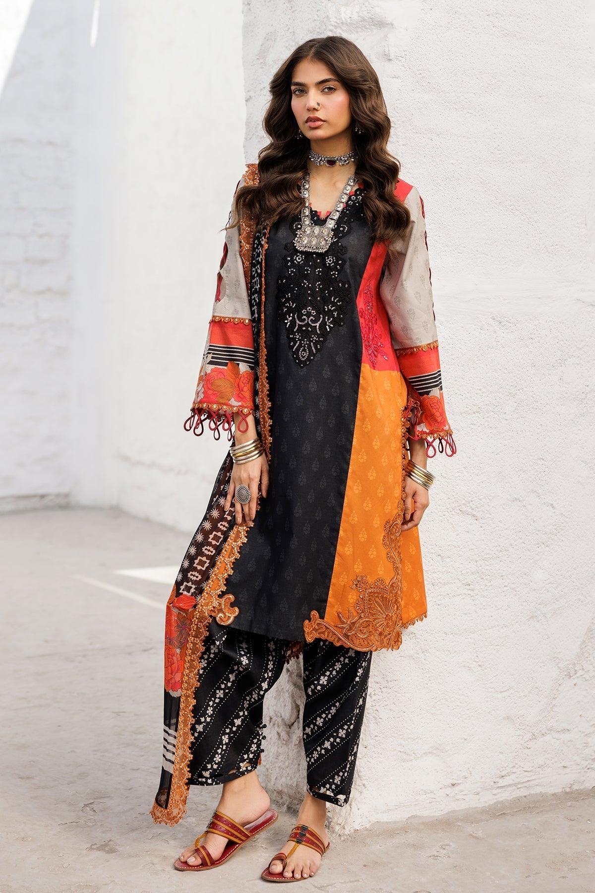 Charizma | Rangoli Lawn | CRO5-01 XL Black Lawn