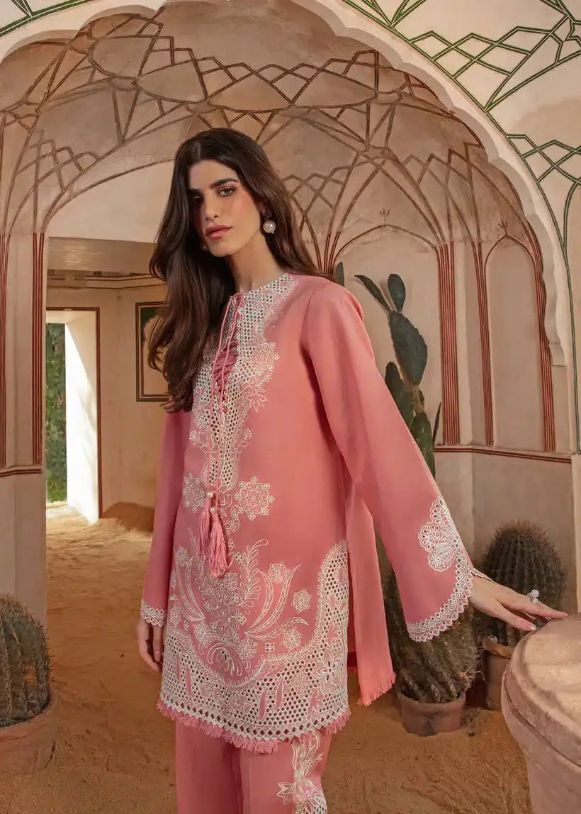 Crimson | Amal Winter 23 | Threads that Bind - CRWP 3A - Pakistani Designer Dress - by Crimson | Type: Luxury - 100% Original at Saira Sultan
