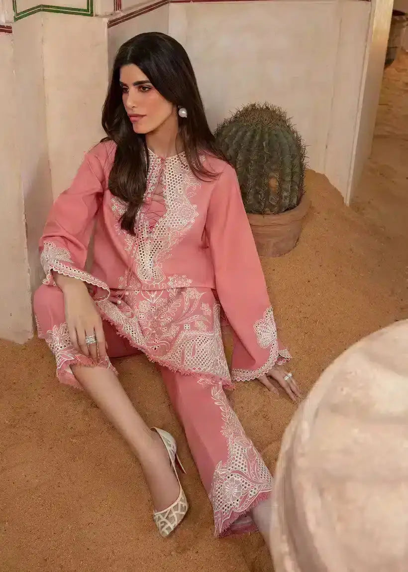 Crimson | Amal Winter 23 | Threads that Bind - CRWP 3A - Pakistani Designer Dress - by Crimson | Type: Luxury - 100% Original at Saira Sultan