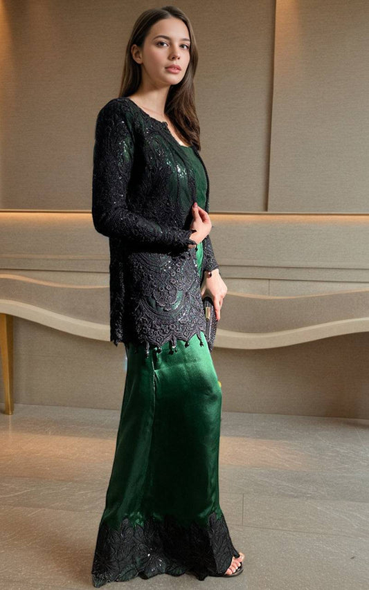 Threads and Motifs | Formal Dresses 25 | Embroidered Jacket - Pakistani Designer Dress - by Threads and Motifs - Type : Ladies Clothes - 100% Original at Saira Sultan