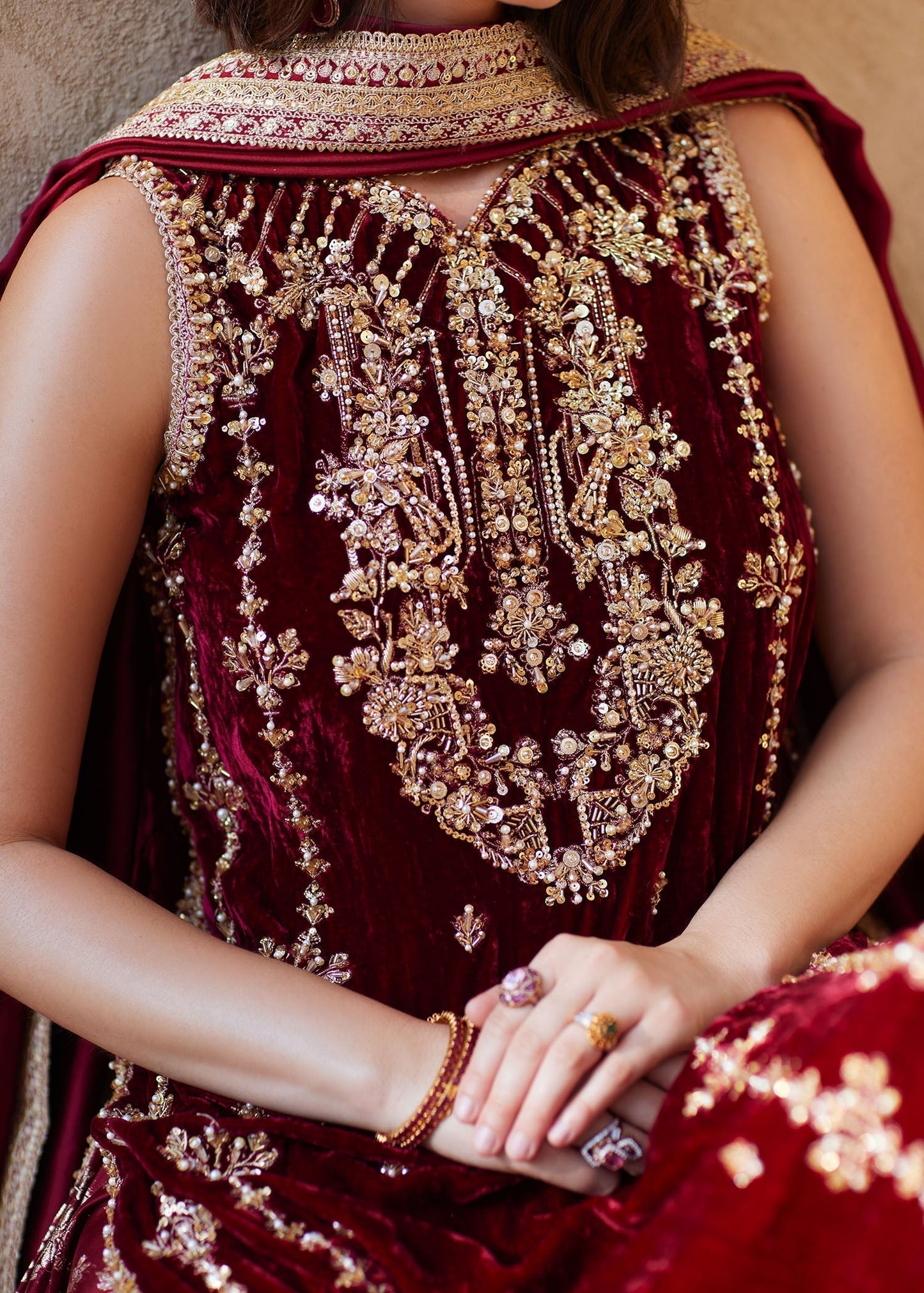 Kanwal Malik | Laira Formals | Aline M Maroon Velvet