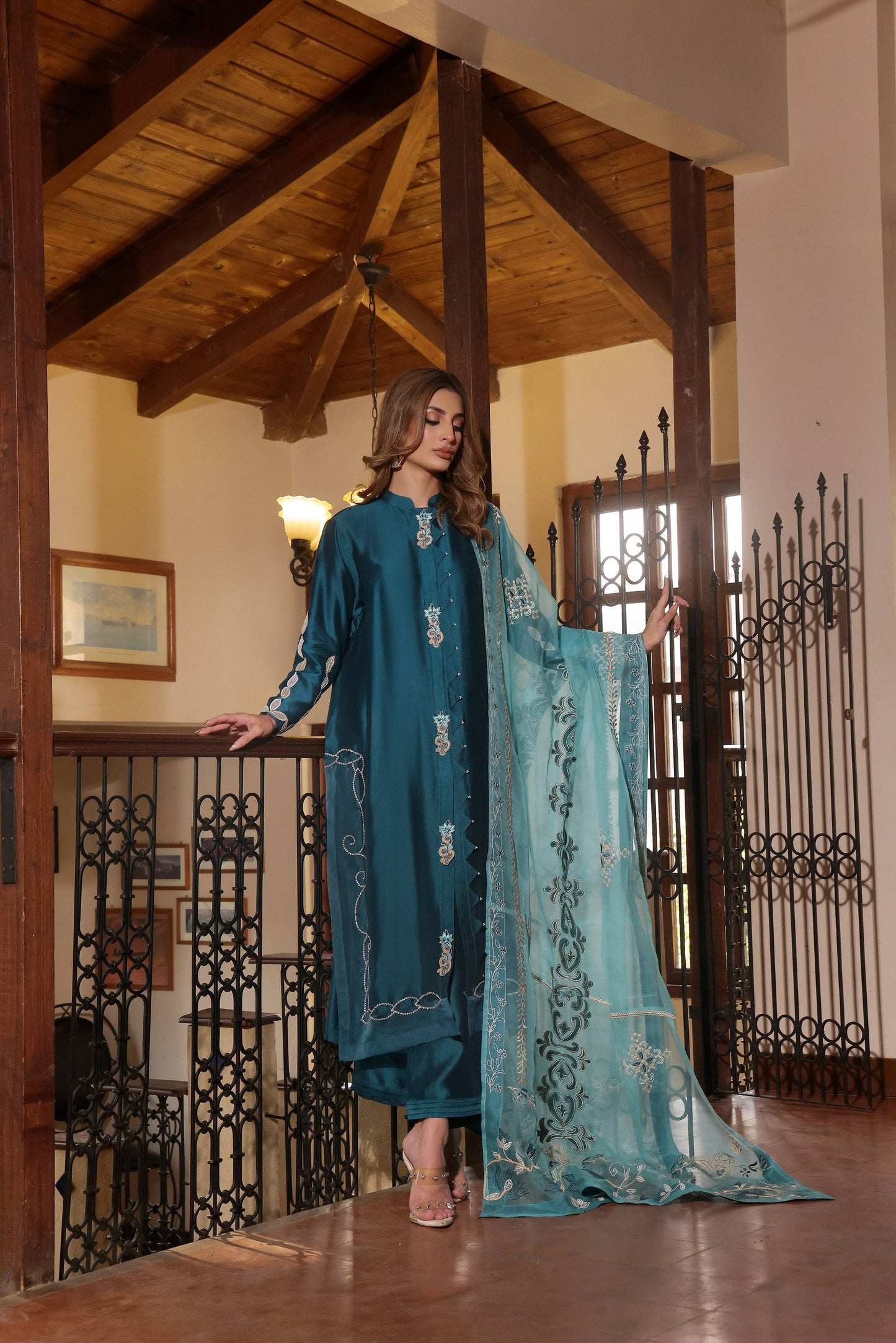 Mona Imran | Ezel Eid 25 | Jahanbano - Pakistani Designer Dress - by Mona Imran | Type: Ladies Clothes - 100% Original at Saira Sultan