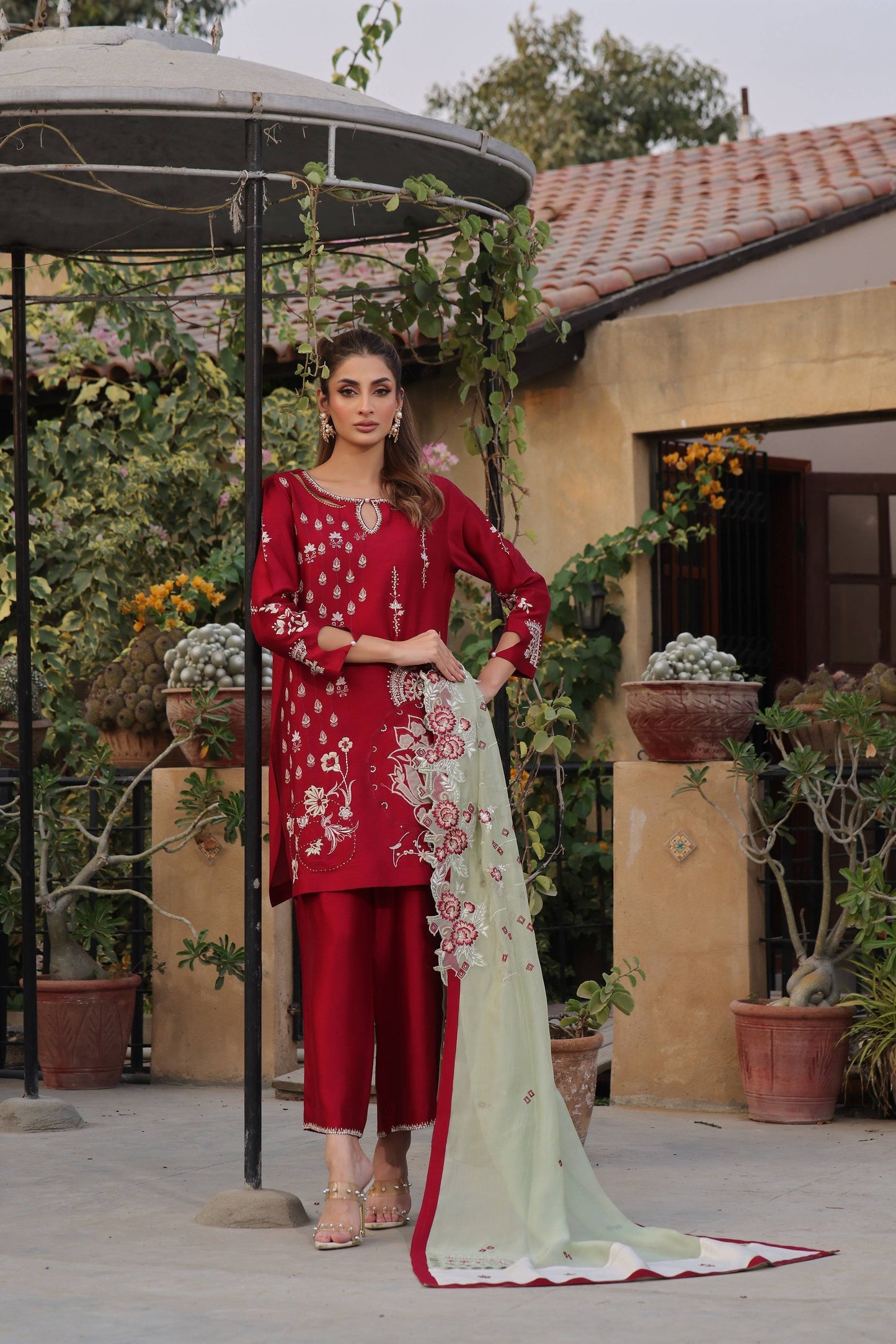 Mona Imran | Ezel Eid 25 | Claude - Pakistani Designer Dress - by Mona Imran | Type: Ladies Clothes - 100% Original at Saira Sultan
