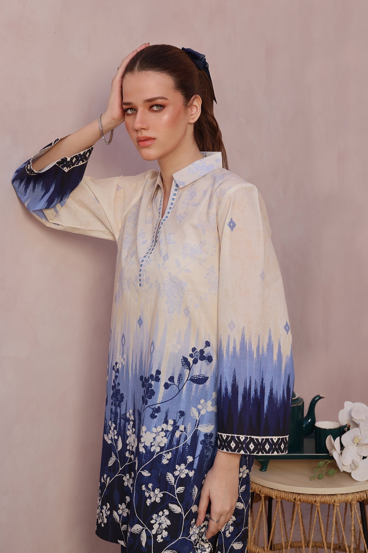 Sahar | Selene 25 | Blue Moon Garden M Cream Cambric