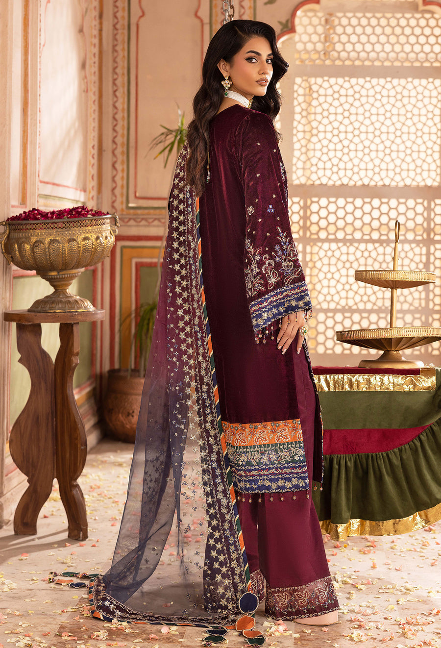 Adans Libas | Velvet 25 | 7520 V - Pakistani Designer Dress - by Adans Libas - Type : Ladies Clothes - 100% Original at Saira Sultan