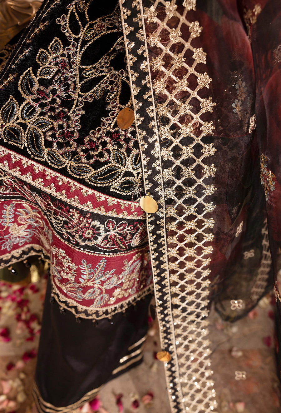 Adans Libas | Velvet 25 | 7521 V - Pakistani Designer Dress - by Adans Libas - Type : Ladies Clothes - 100% Original at Saira Sultan