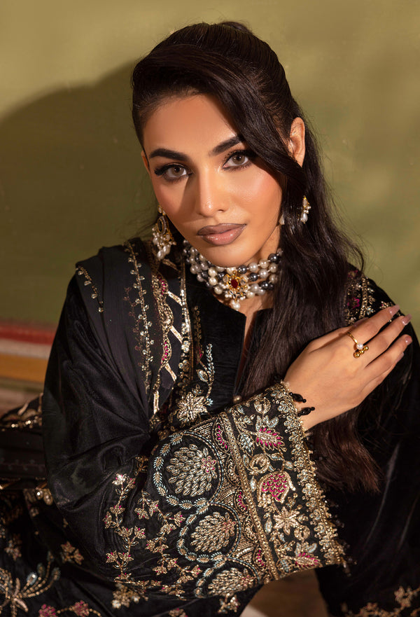 Adans Libas | Velvet 25 | 7523 V - Pakistani Designer Dress - by Adans Libas - Type : Ladies Clothes - 100% Original at Saira Sultan