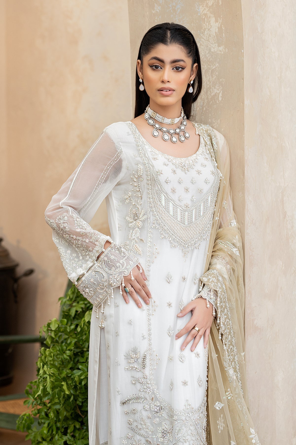 Raeesa Premium | Ada Premium Collection | HU - 49 Aab-E-Zar L White Chiffon