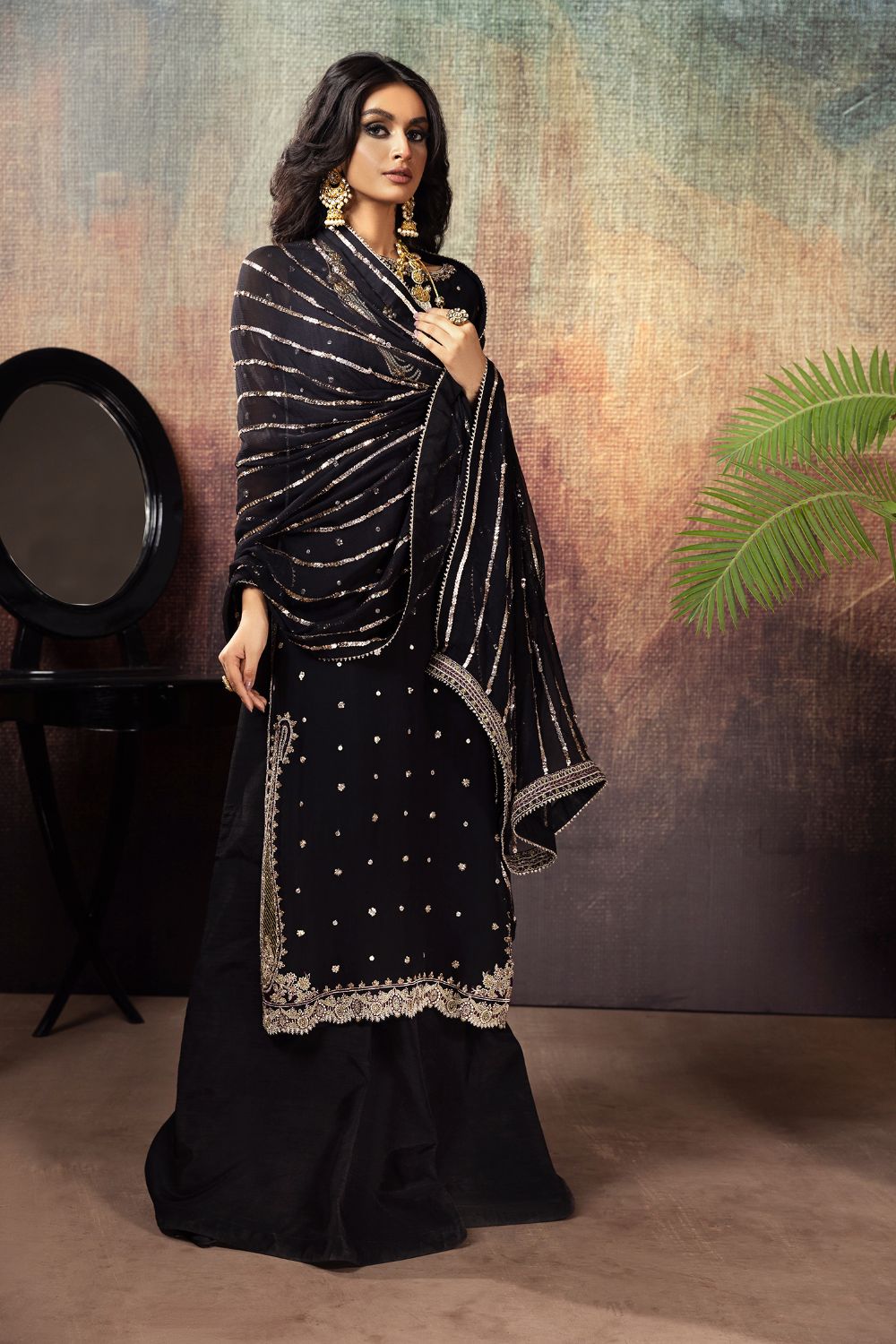 Erum Khan | Begham Jaan Bridal Formals | AABROO - Pakistani Designer Dress - by Erum Khan | Type: Bridal - 100% Original at Saira Sultan