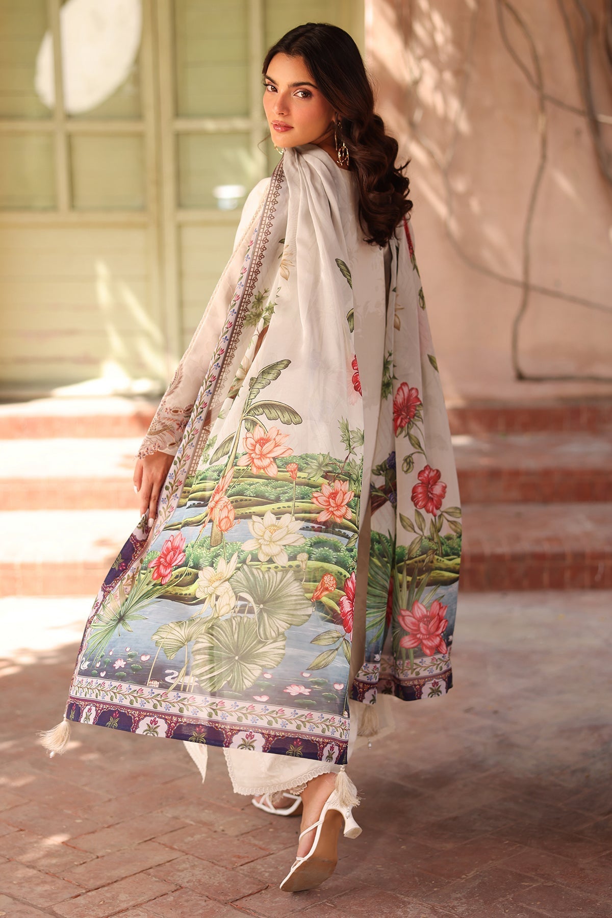 Alizeh | Embroidered Printed Festive Edit 25 | AF-EPL-7035-KARIS L Ivory Lawn