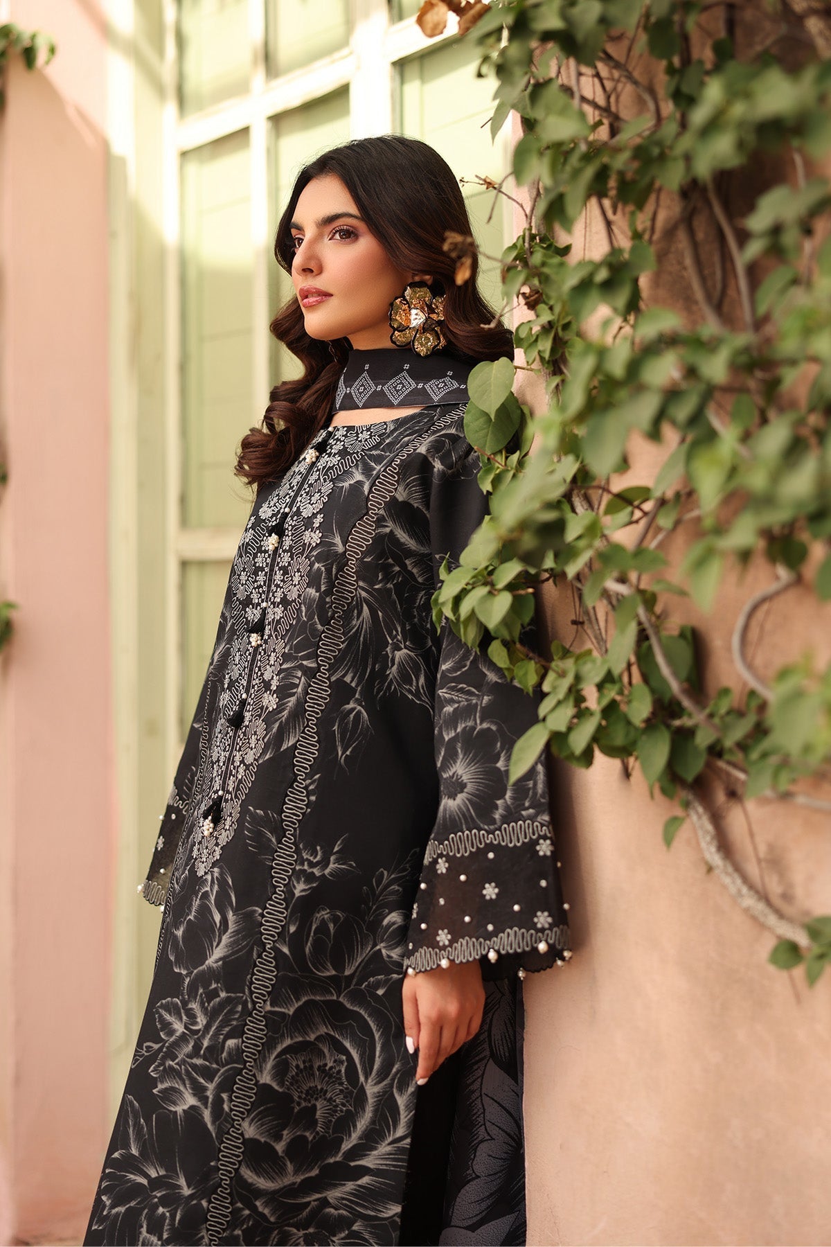 Alizeh | Embroidered Printed Festive Edit 25 | AF-EPL-7037-AZLIN L Black Lawn