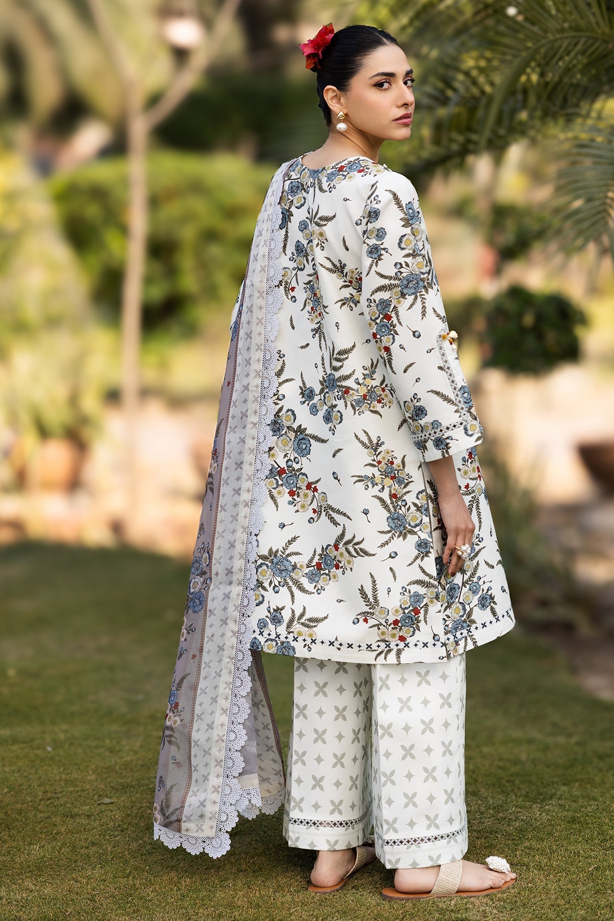 Alizeh | Sheen Lawn Prints 25 | AF-PL-6040-Alaska S Off White Lawn