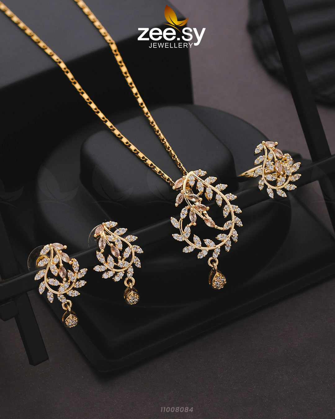 Pendant-0047 Golden Champagne