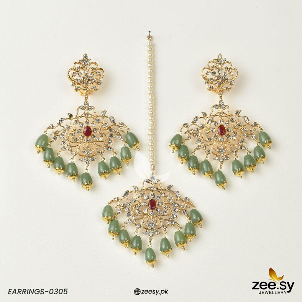 Sunflower Earrings-0305 Pista Center Stone Red