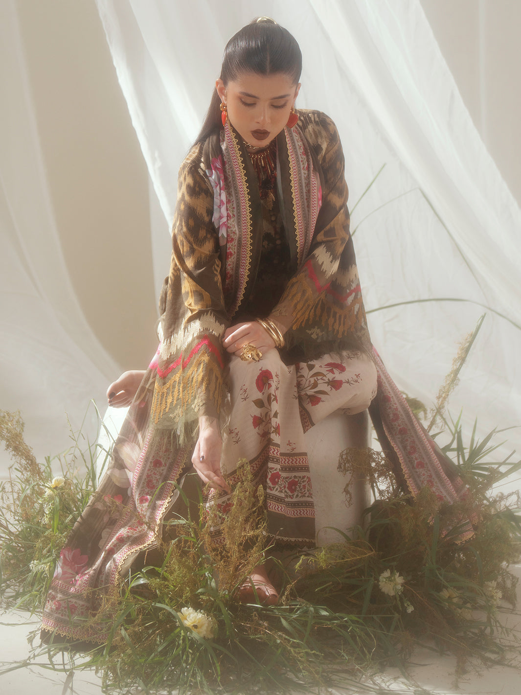 Bin Ilyas | Eres Bonita Viscose 25 | 1102-B - Pakistani Designer Dress - by Bin Ilyas - Type : Ladies Clothes - 100% Original at Saira Sultan