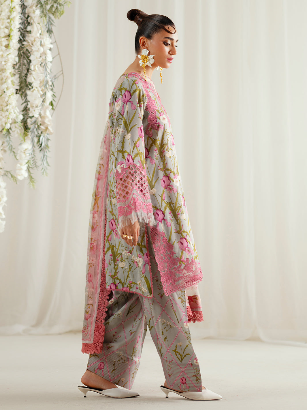Bin Ilyas | Eres Bonita Viscose 25 | 1103-B - Pakistani Designer Dress - by Bin Ilyas - Type : Ladies Clothes - 100% Original at Saira Sultan
