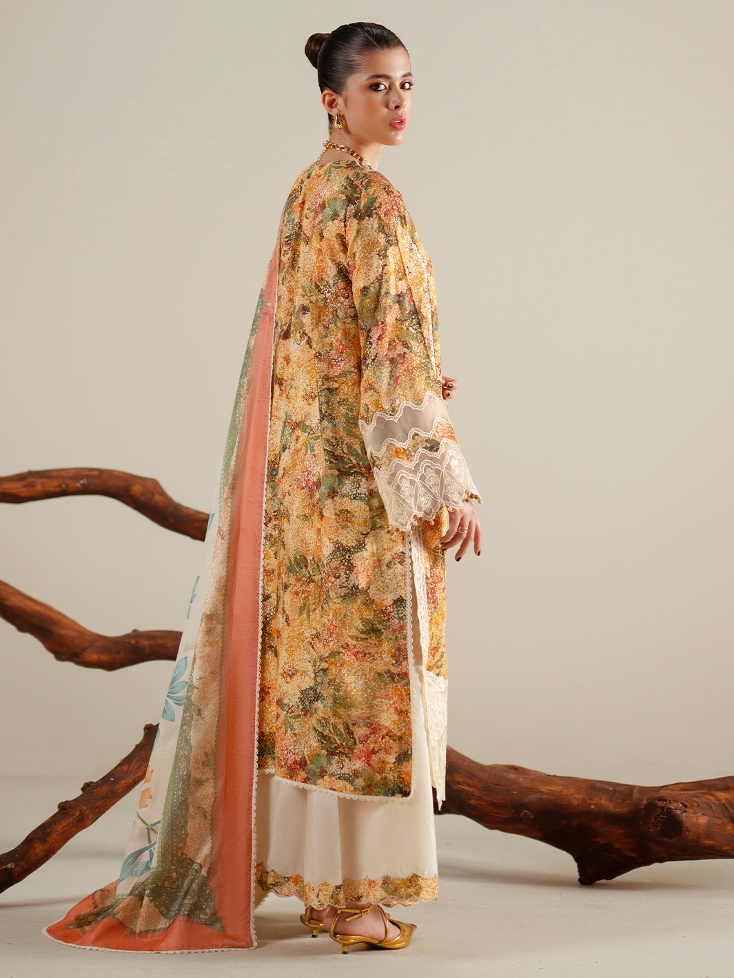 Bin Ilyas | Eres Bonita Viscose 25 | 1104-A - Pakistani Designer Dress - by Bin Ilyas - Type : Ladies Clothes - 100% Original at Saira Sultan