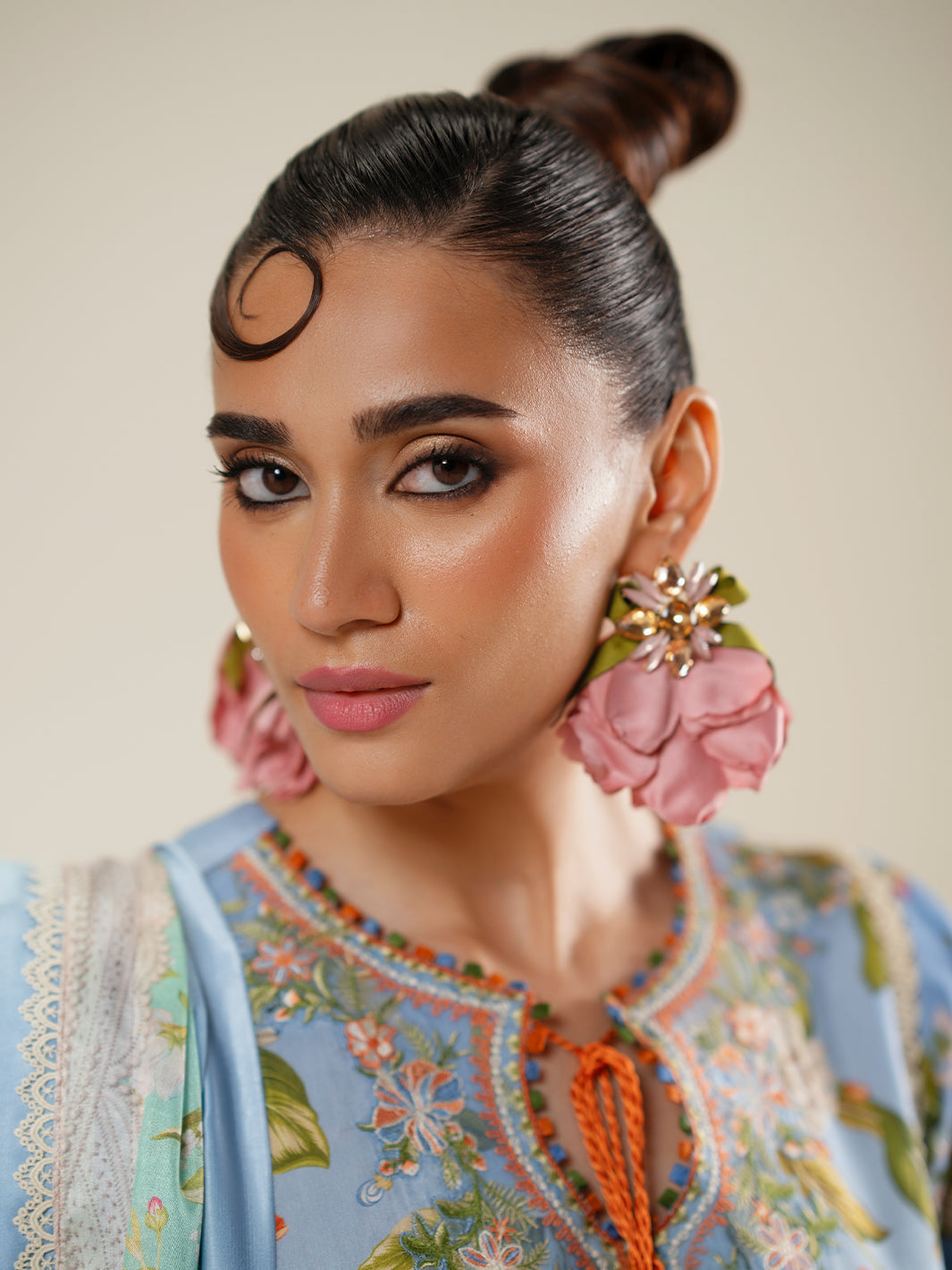 Bin Ilyas | Eres Bonita Viscose 25 | 1105-B - Pakistani Designer Dress - by Bin Ilyas - Type : Ladies Clothes - 100% Original at Saira Sultan