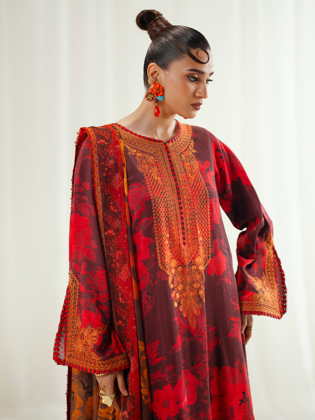 Bin Ilyas | Eres Bonita Viscose 25 | 1106-A - Pakistani Designer Dress - by Bin Ilyas - Type : Ladies Clothes - 100% Original at Saira Sultan
