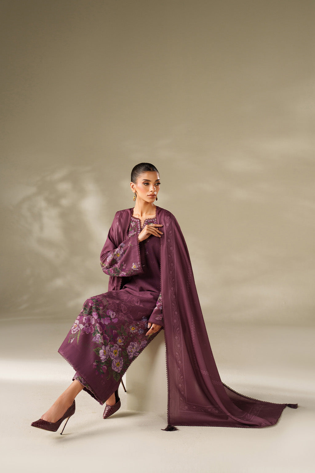 Iznik | Winter Chapter 25 | UE-566 Printed Khaddar by Iznik - Designer Dress - Type : Ladies Clothes - Available at Saira Sultan - 100% Original