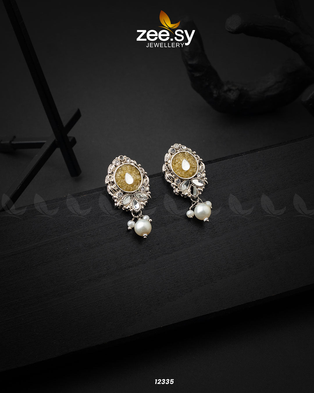 Limestone Crush Studs Earrings Yellow