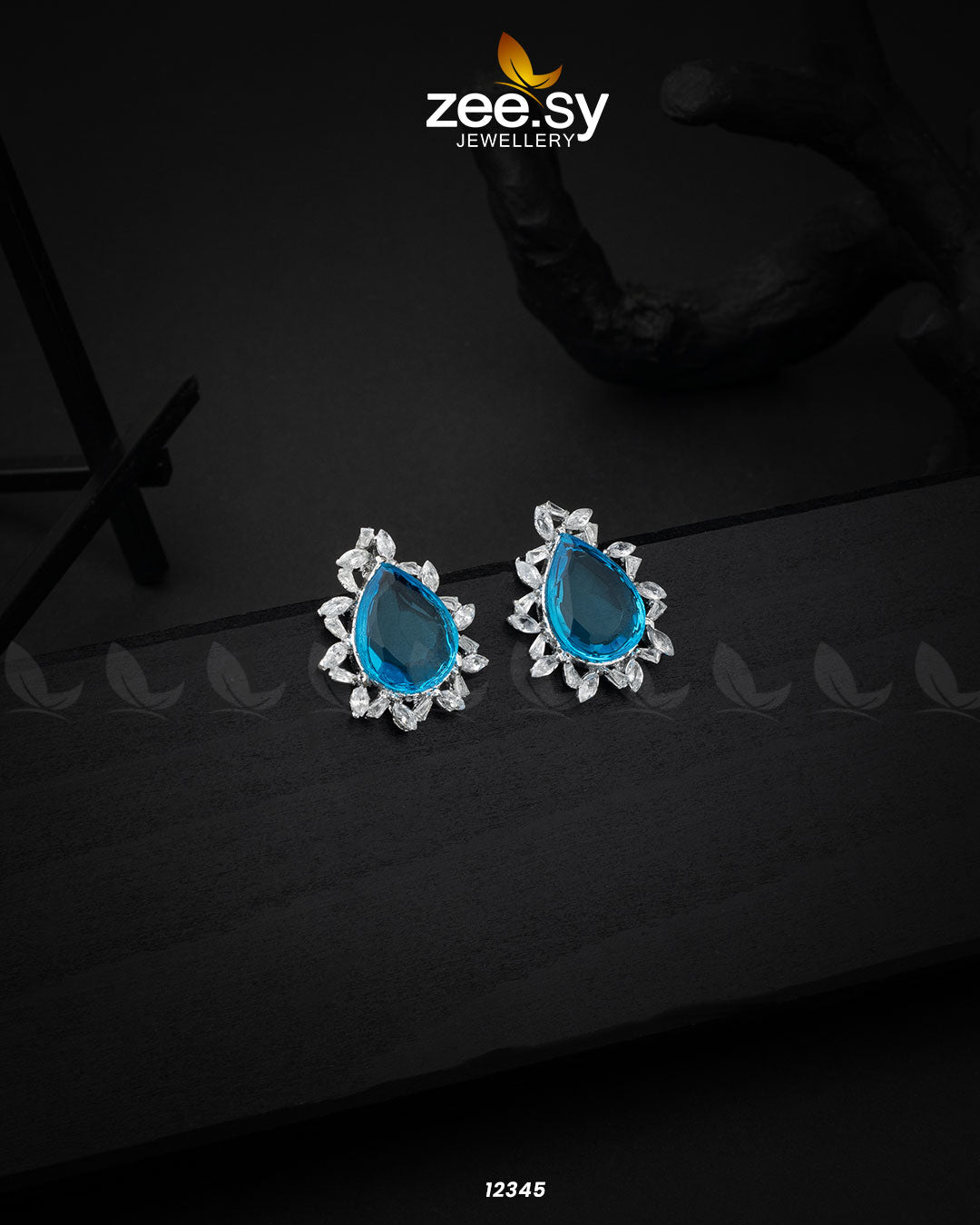 Oval Star Earrings Silver Feroza