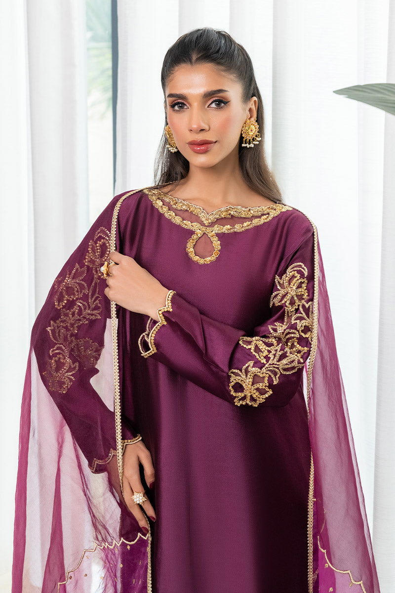 Chic Ophicial | Celenia Pret | Java Plum L Plum Sheesha Silk