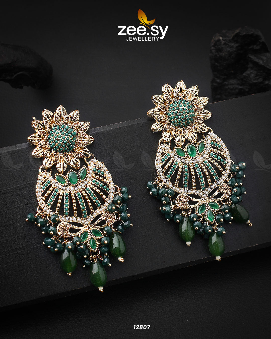 Arri Earrings Golden Green