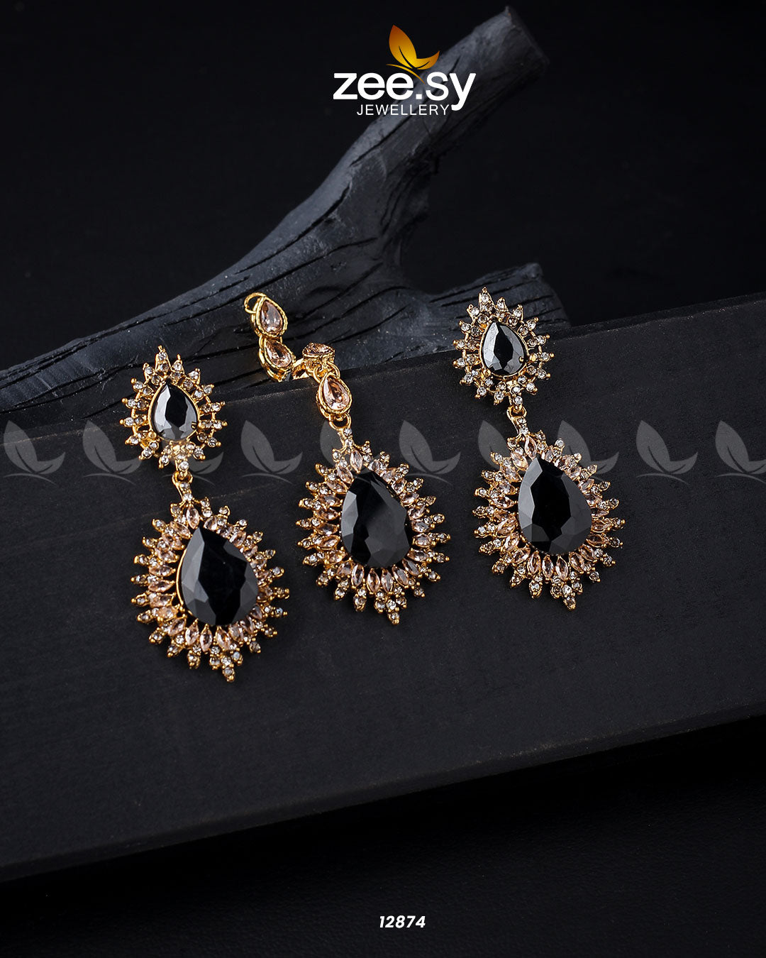 Lupine Earrings Golden Black