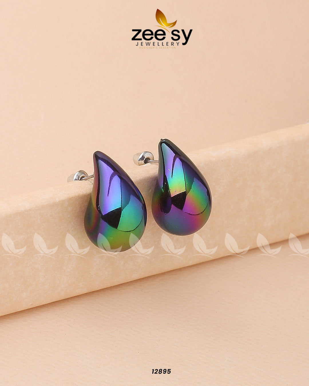 Clarkia Earrings Black