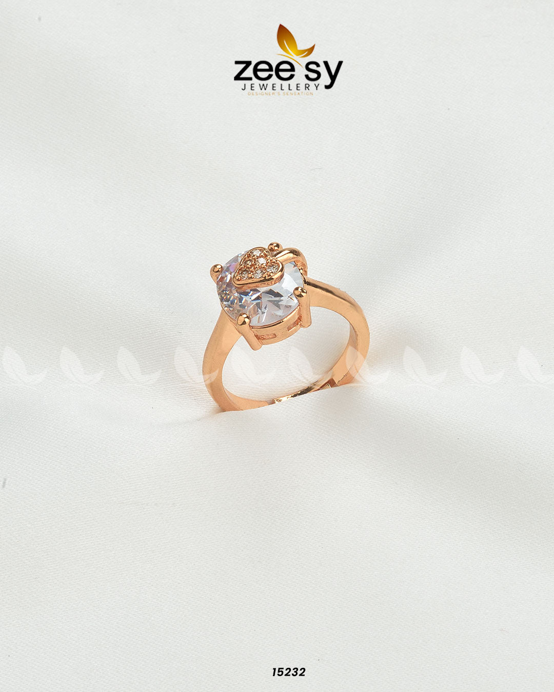 Sizzling Charming Ring White