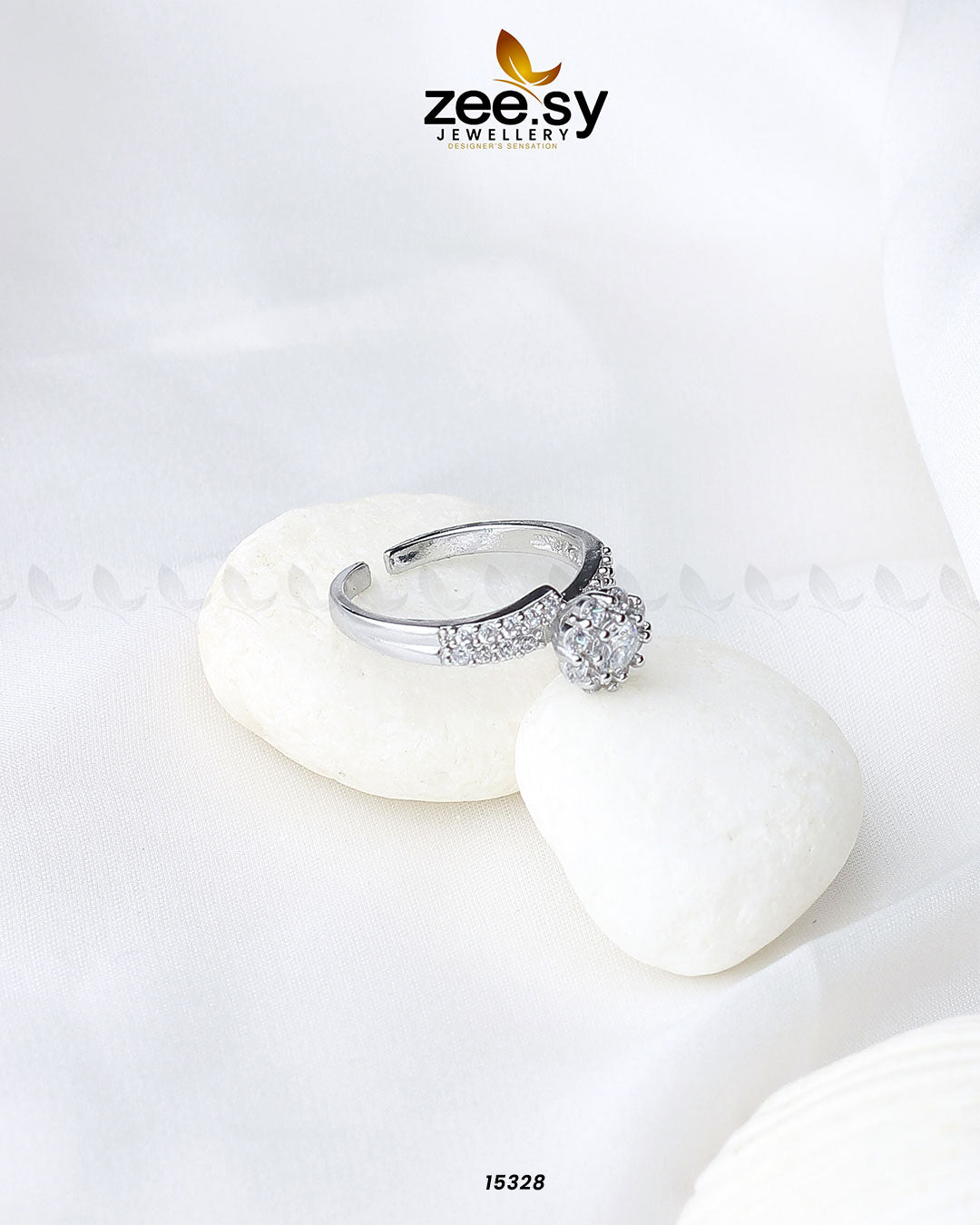 Intricate Flower Ring Silver