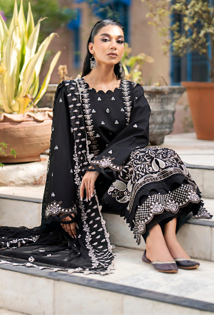 Humdum | Selin Lawn 25 | Selin - D05 L Black Lawn