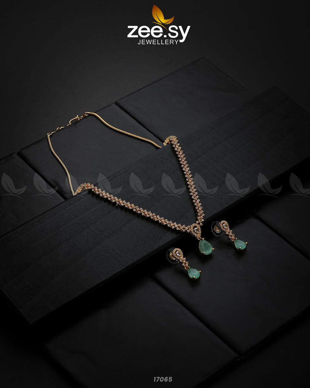 Nargis Zircon Necklace Golden Mint Green