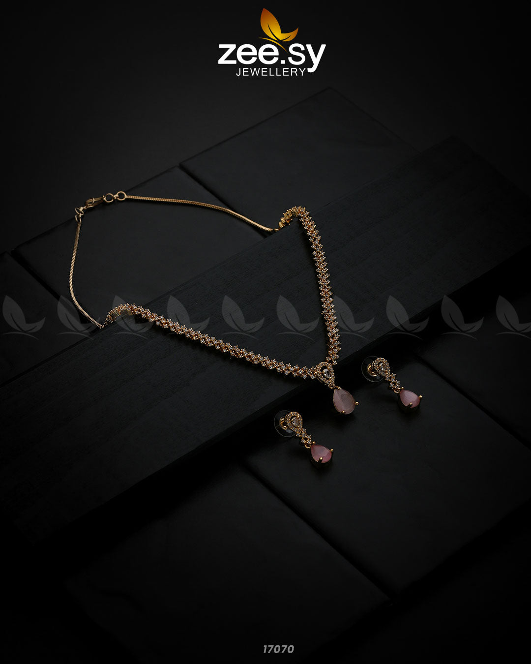Nargis Zircon Necklace Golden Pink