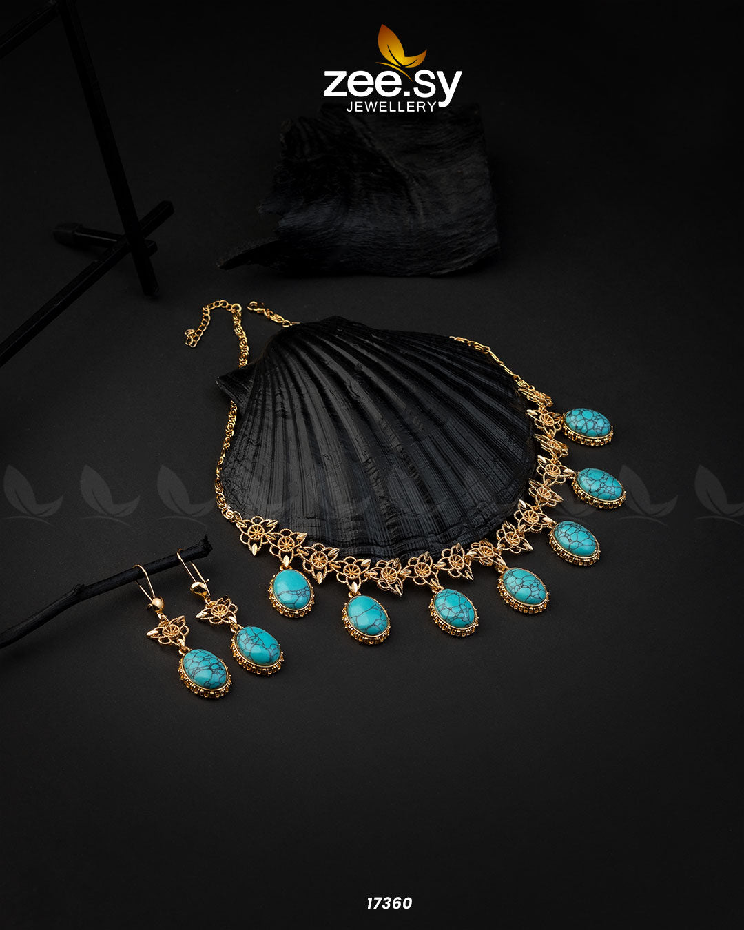 Arash Necklace Feroza