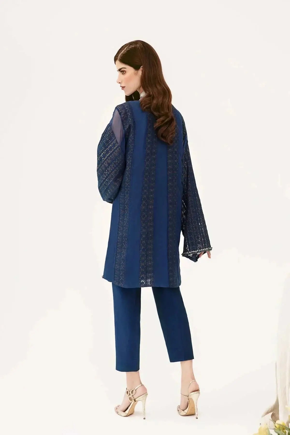 Mina Kashif | Ala Mode Luxury Formals 23 | Maya - Pakistani Designer Dress - by Mina Kashif | Type: Luxury - 100% Original at Saira Sultan