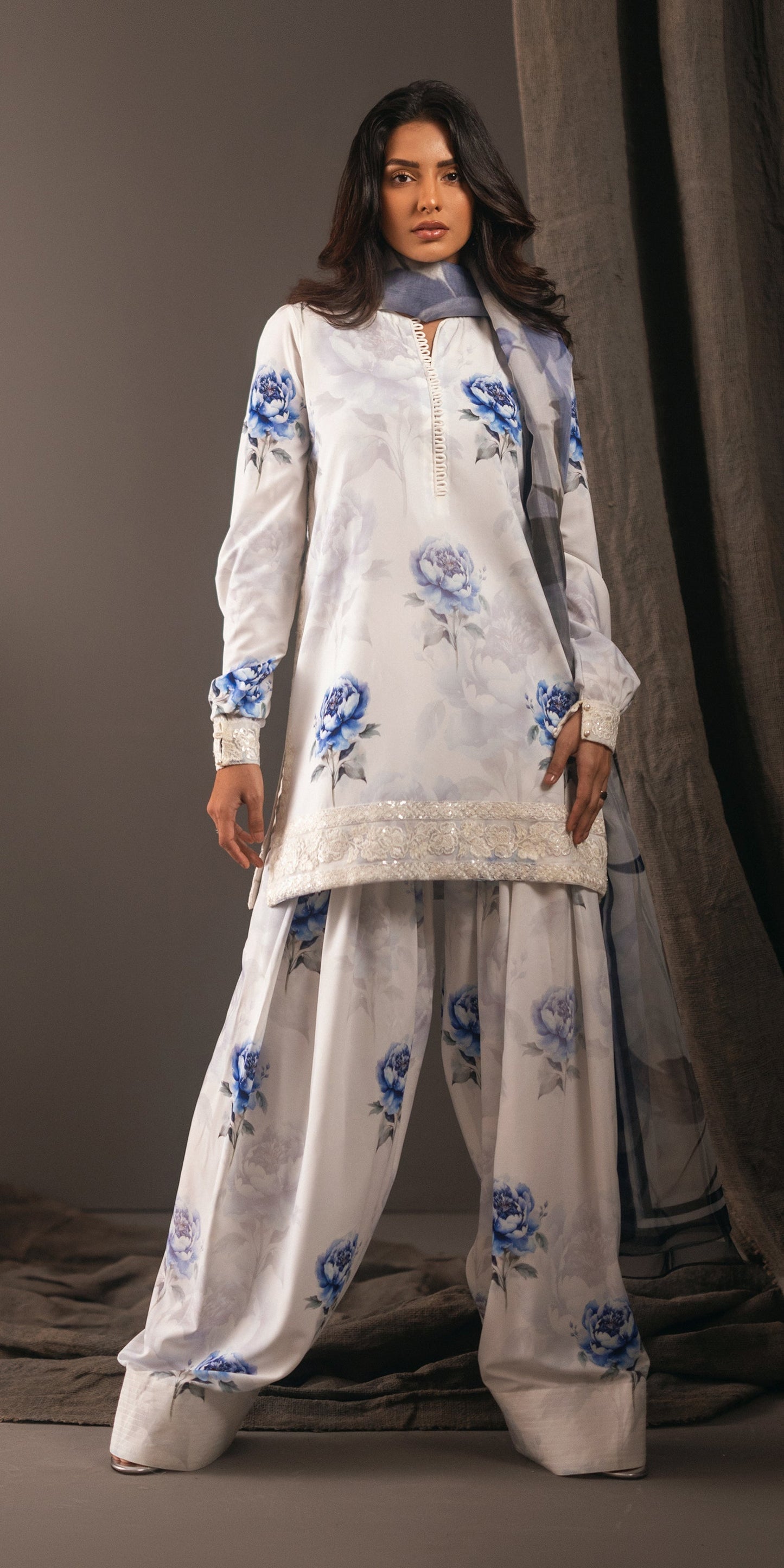 Erum Khan | Beyond Basic | RADIANT RHYTHM - Pakistani Designer Dress - by Erum Khan | Type: Ladies Clothes - 100% Original at Saira Sultan