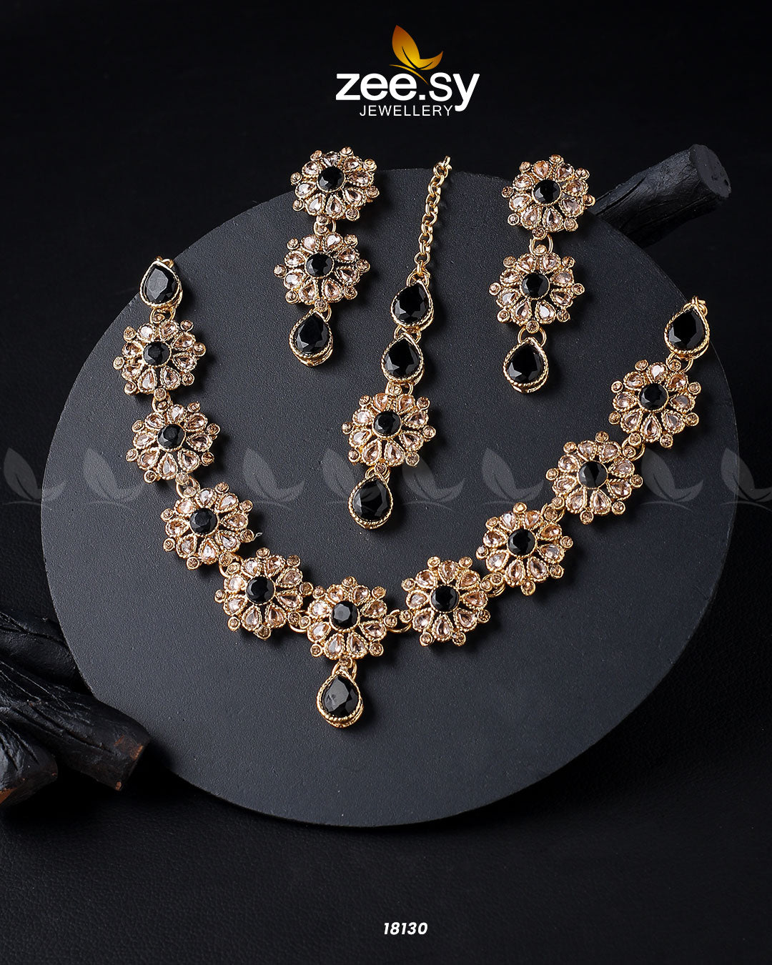 Narcissus Necklace Set Golden Black